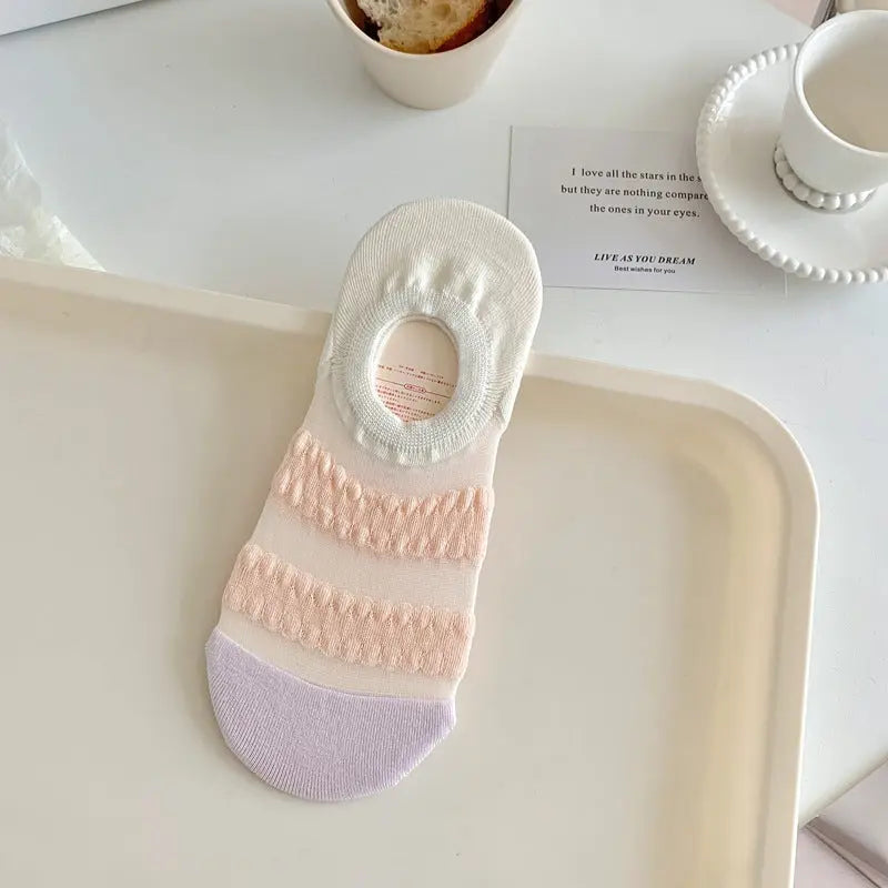 Women's Fashionable Wave Kanekalon Breathable Non-slip Low Cut Sock – Bold & Fun Statement Socks Cerise Max