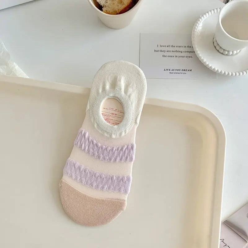 Women's Fashionable Wave Kanekalon Breathable Non-slip Low Cut Sock – Bold & Fun Statement Socks Cerise Max